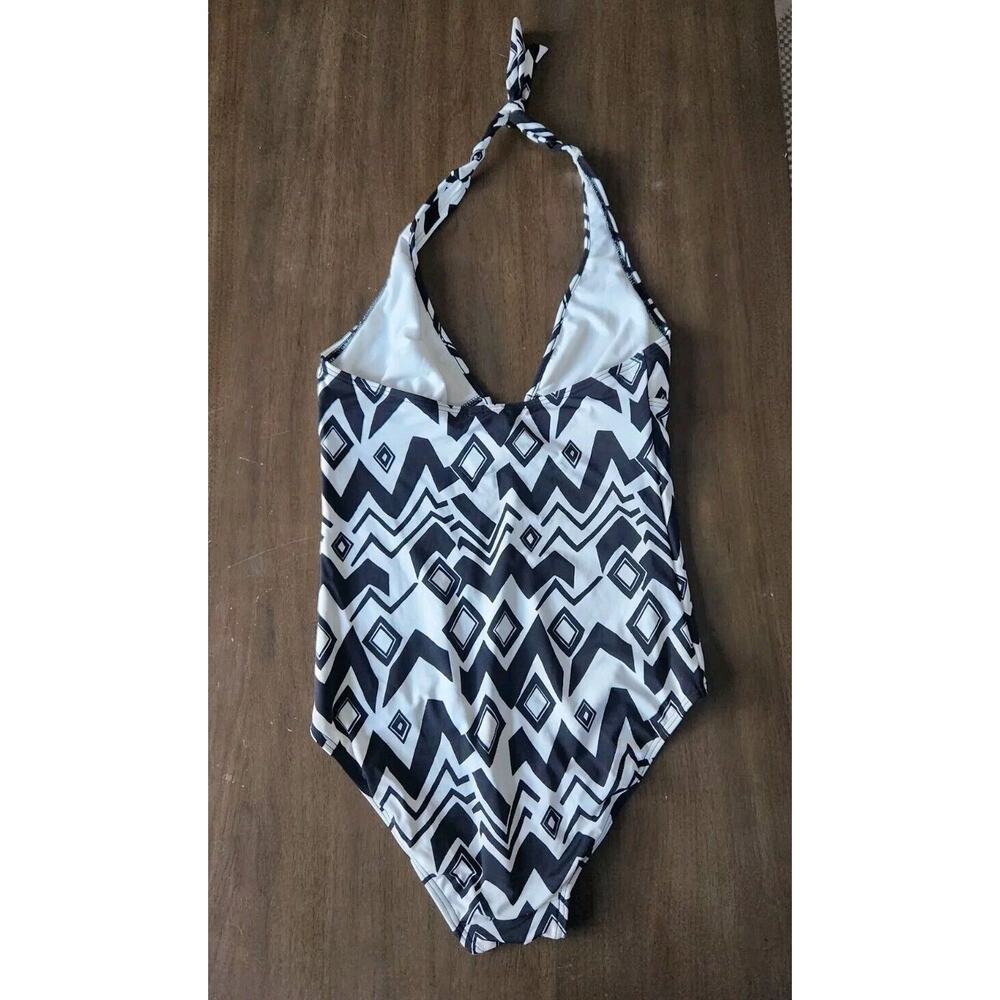 Moontide V Wire Low Front Swimsuit Black & White Geometric Halter Size 10 - Picture 4 of 9